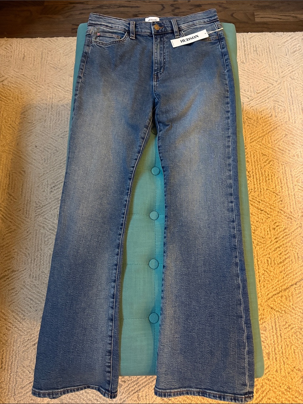 HUDSON high rise bootcut jeans size 29-New!